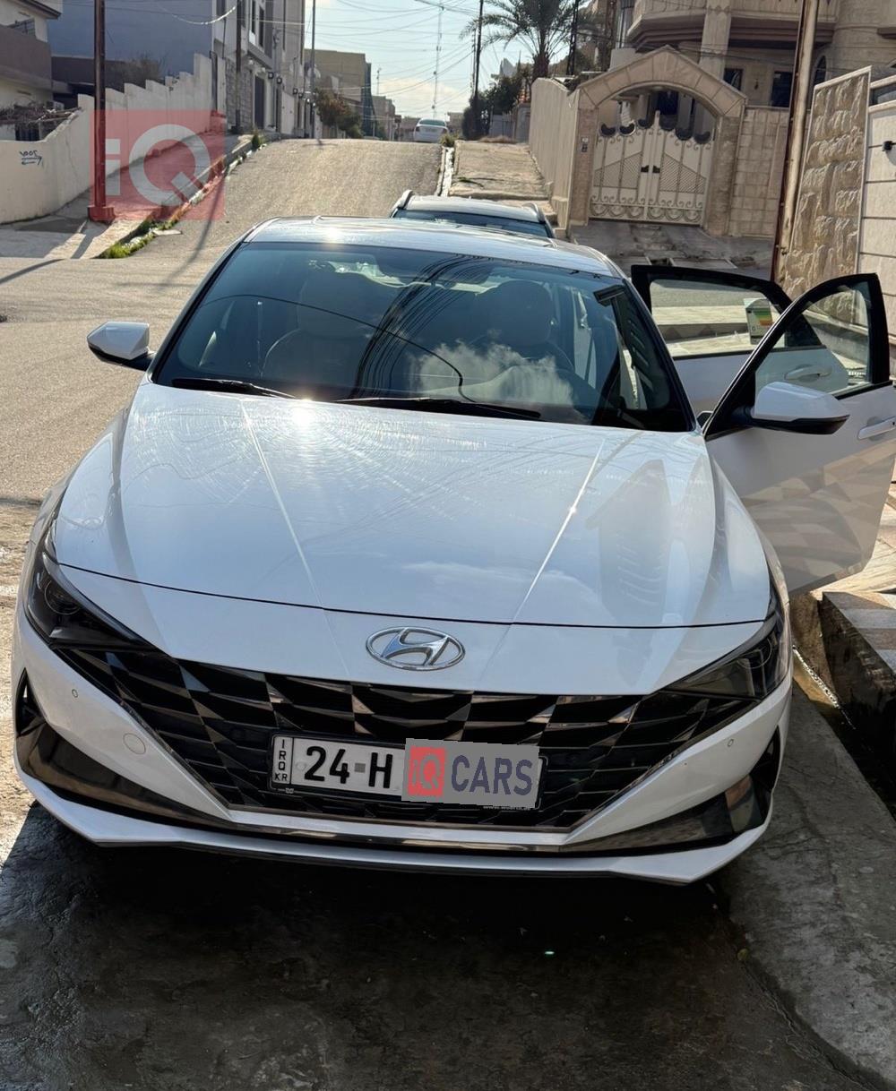 هیۆندای ئەلەنترا